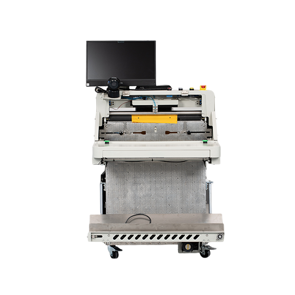 GS60E automatic bagging machine front view for e-commerce fulfillment