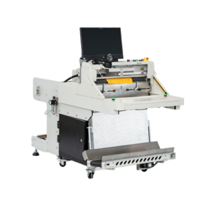 GS60E automatic bagging machine side view for poly mailer packaging