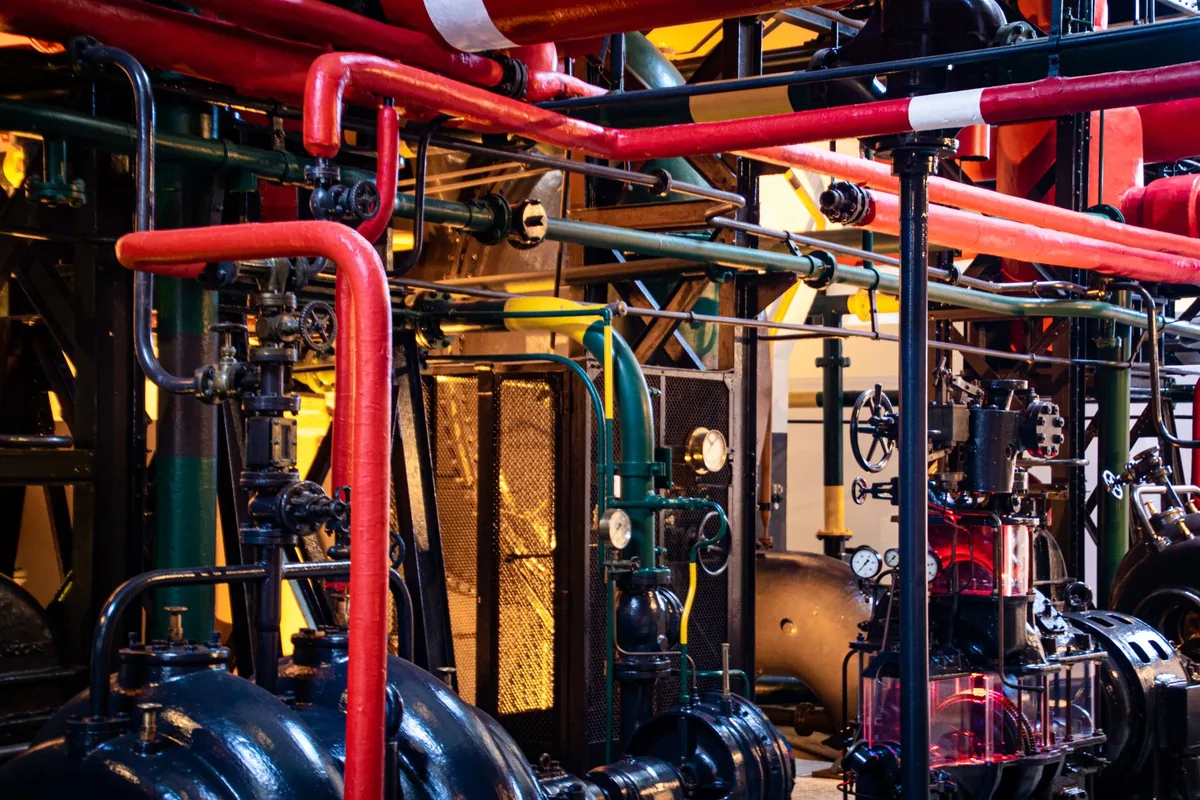 Complex industrial pipe and machinery installation